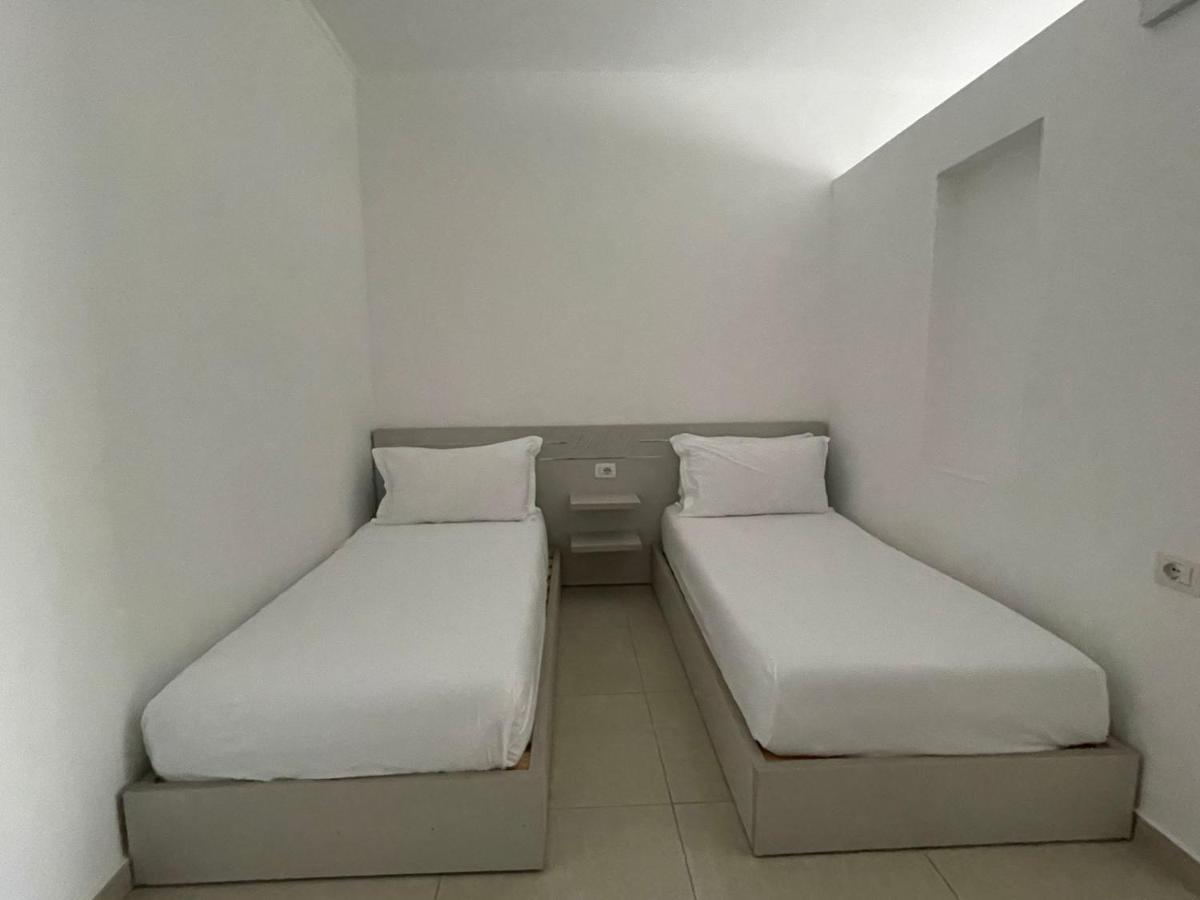 Kraal Apartments Vlore Bagian luar foto