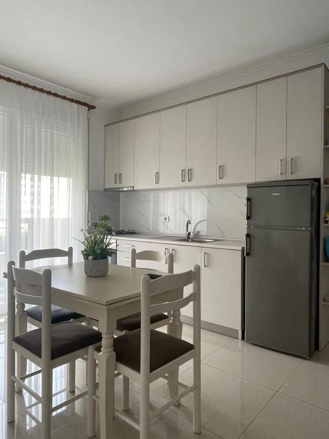 Kraal Apartments Vlore Bagian luar foto