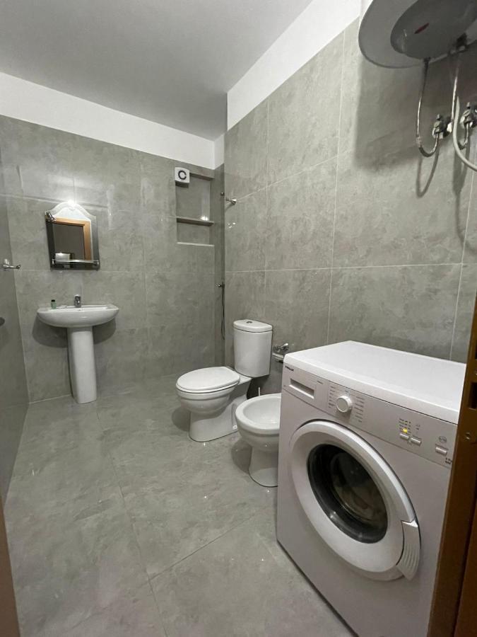 Kraal Apartments Vlore Bagian luar foto