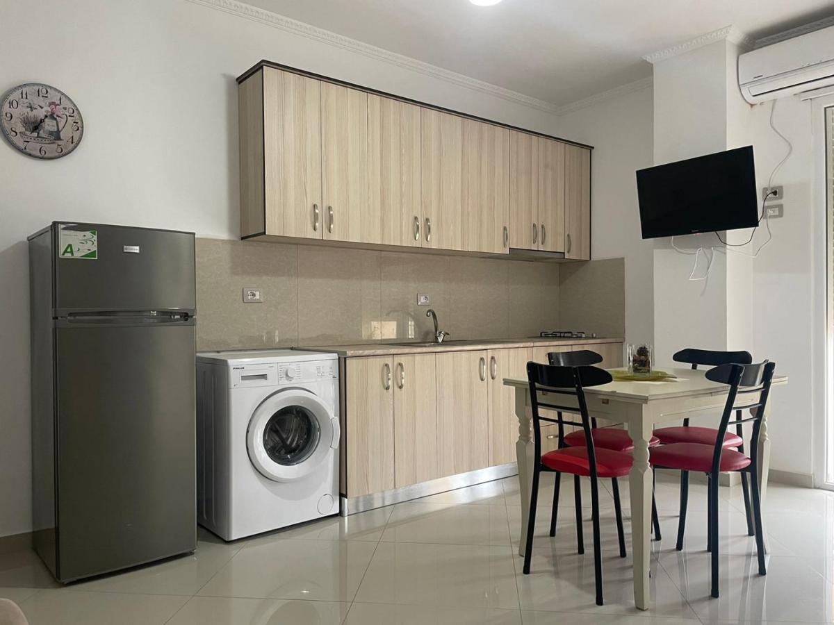Kraal Apartments Vlore Bagian luar foto