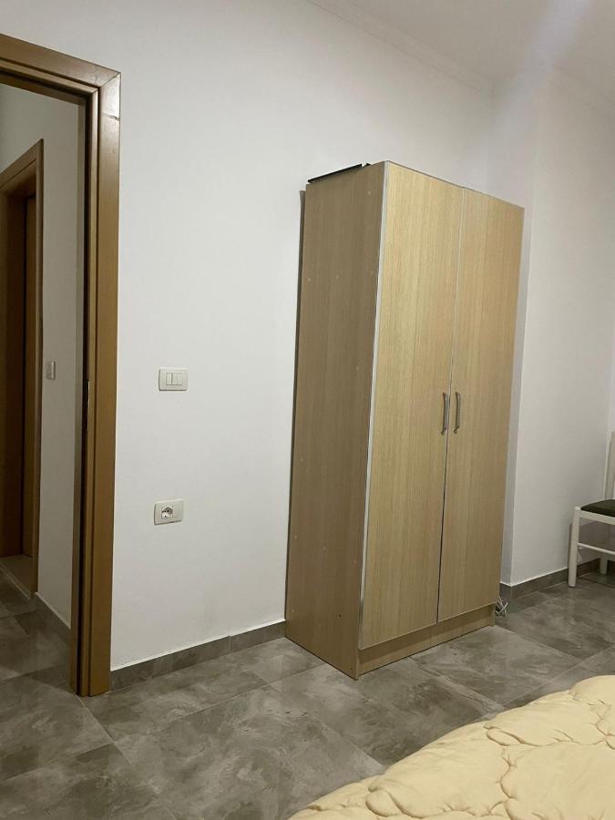 Kraal Apartments Vlore Bagian luar foto